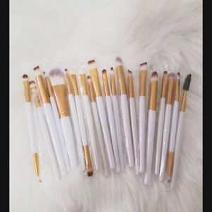 New 20pc Makeup Brush Set (never used)